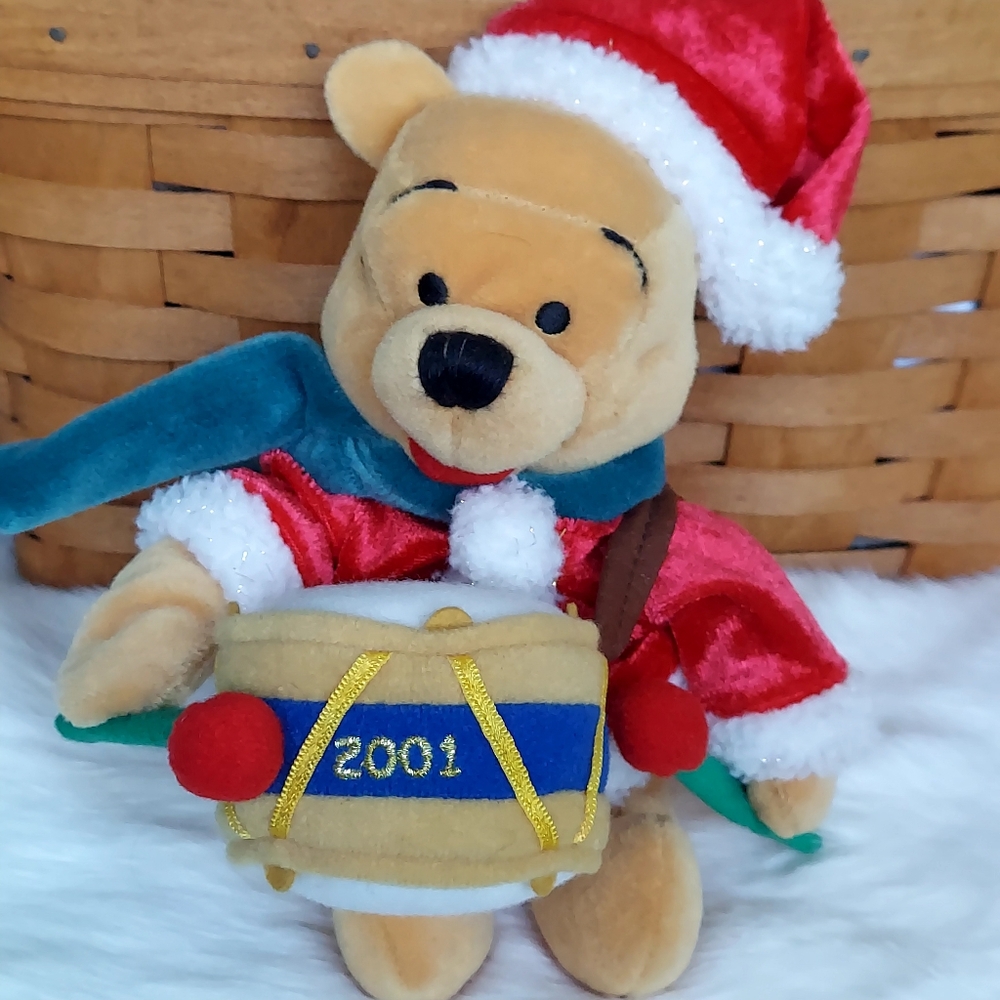 Disney Store Drummer Bear Pooh